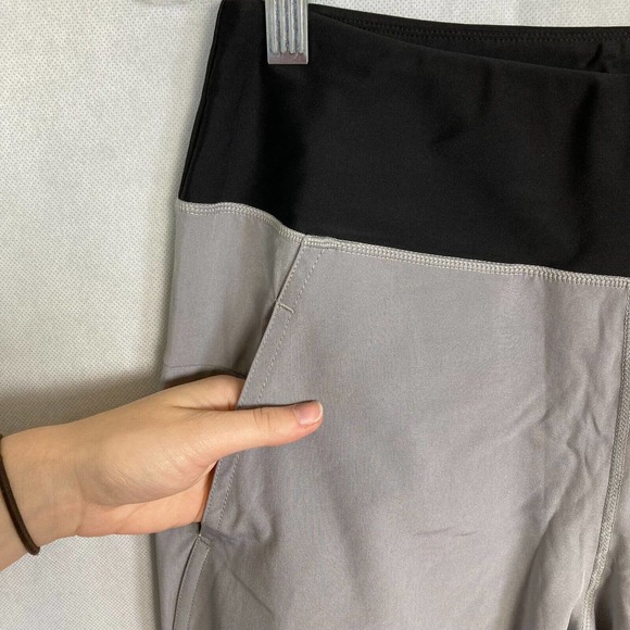 Eleven Venus Williams Pants Womens Sz S Black Gray Tennis Workout Stretch - Picture 2 of 10